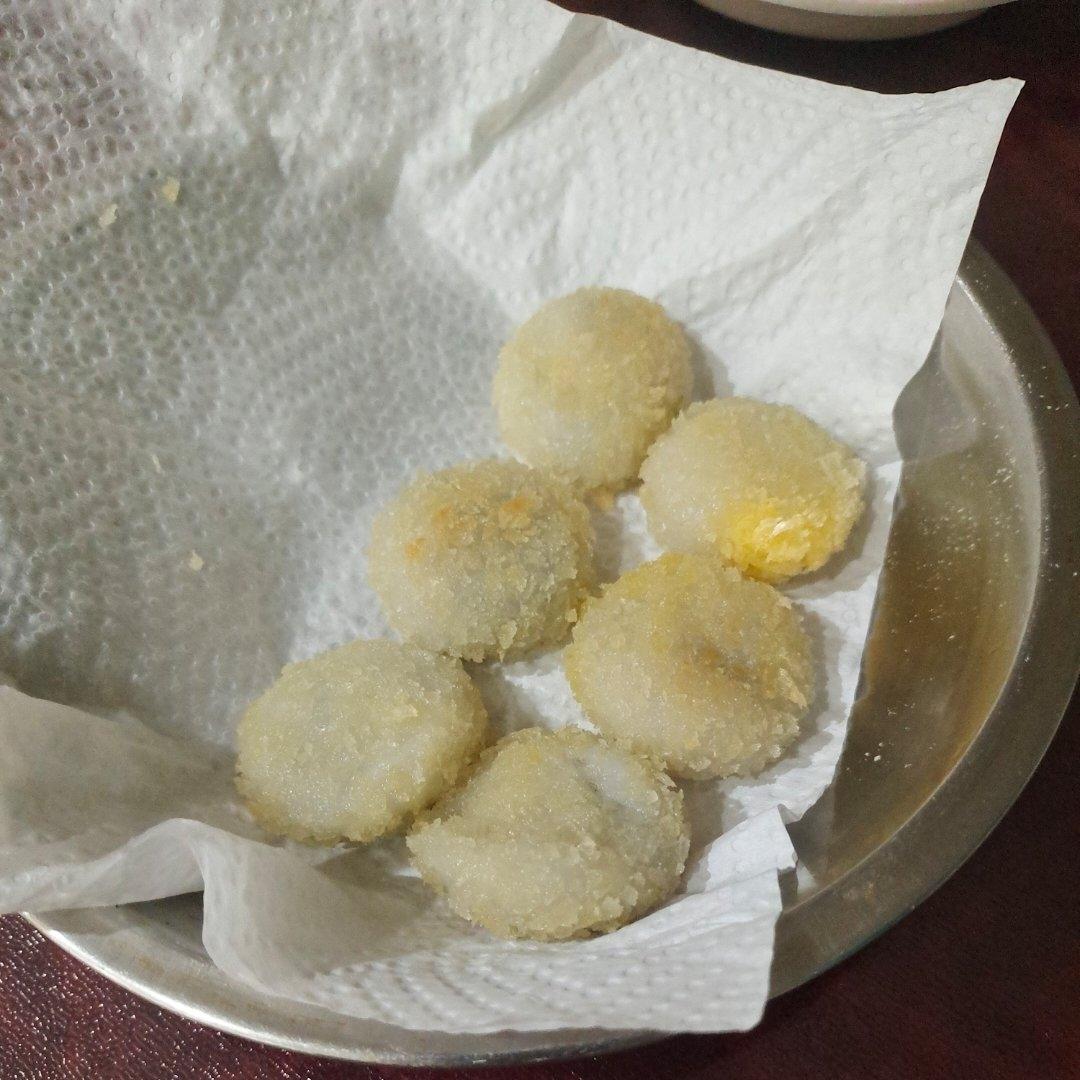 汤圆新吃法 炸汤圆有小窍门  酥脆香甜不爆裂 附细节视频详解