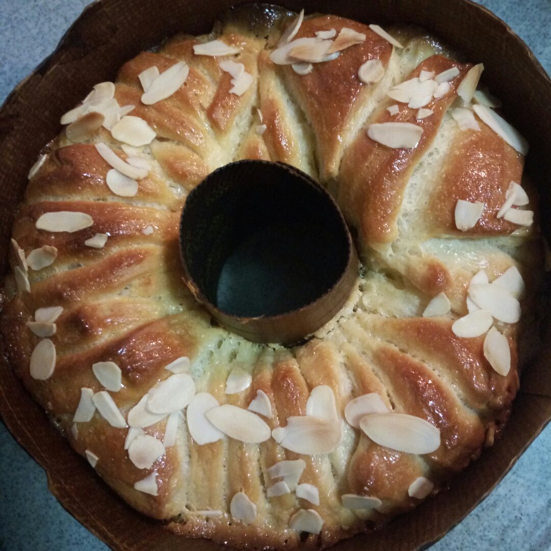 日式香浓炼乳面包