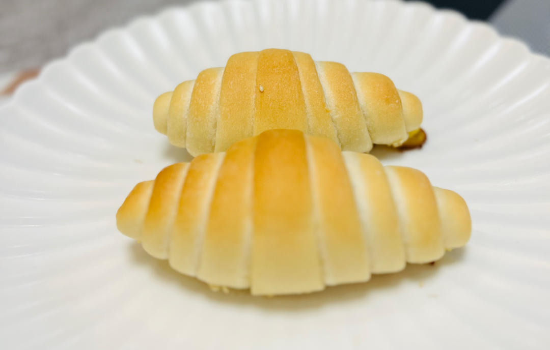 蒜香芝士海盐卷｜盐面包｜盐可颂