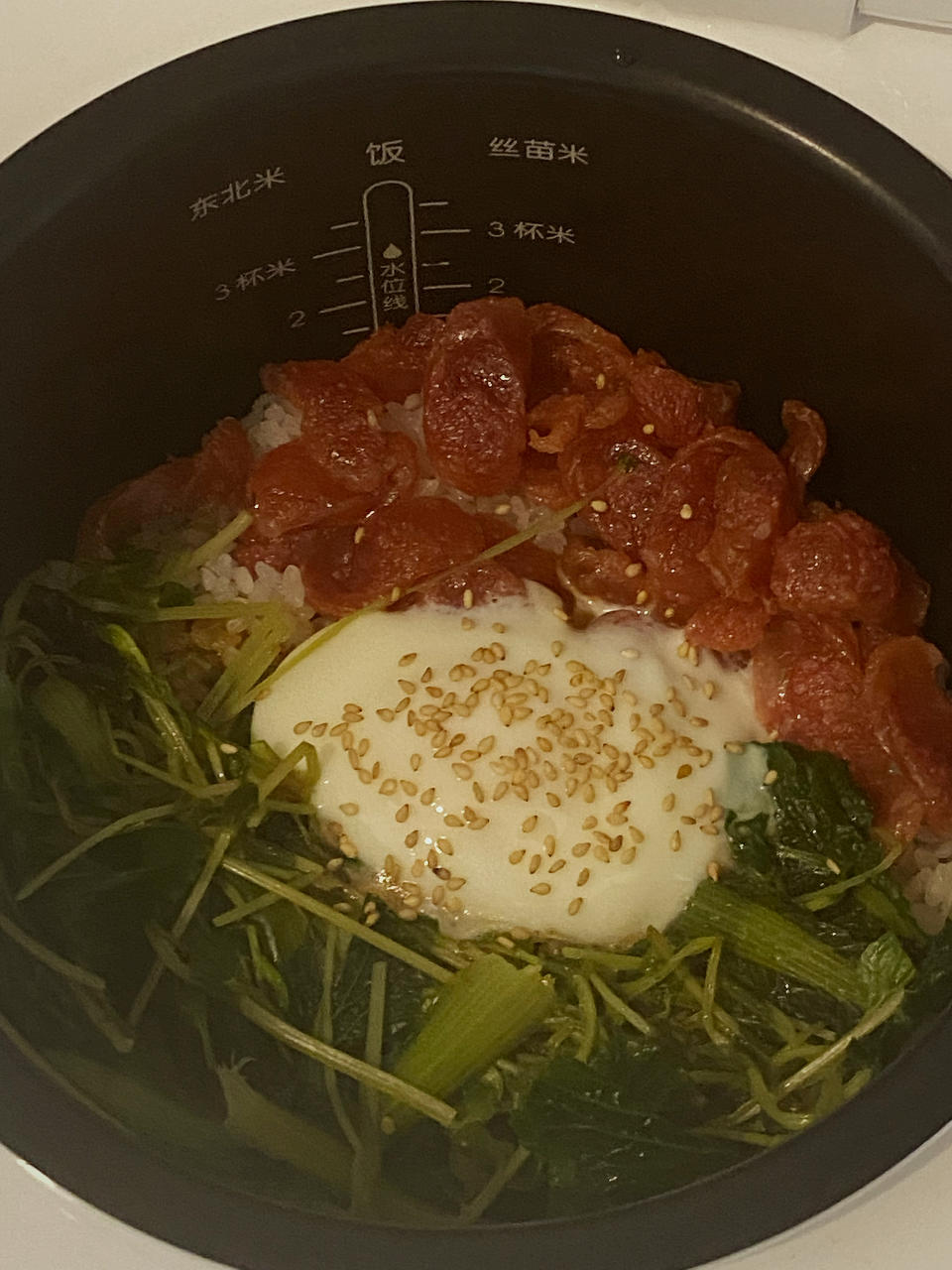广式腊味煲仔饭（腊肠电饭锅版）