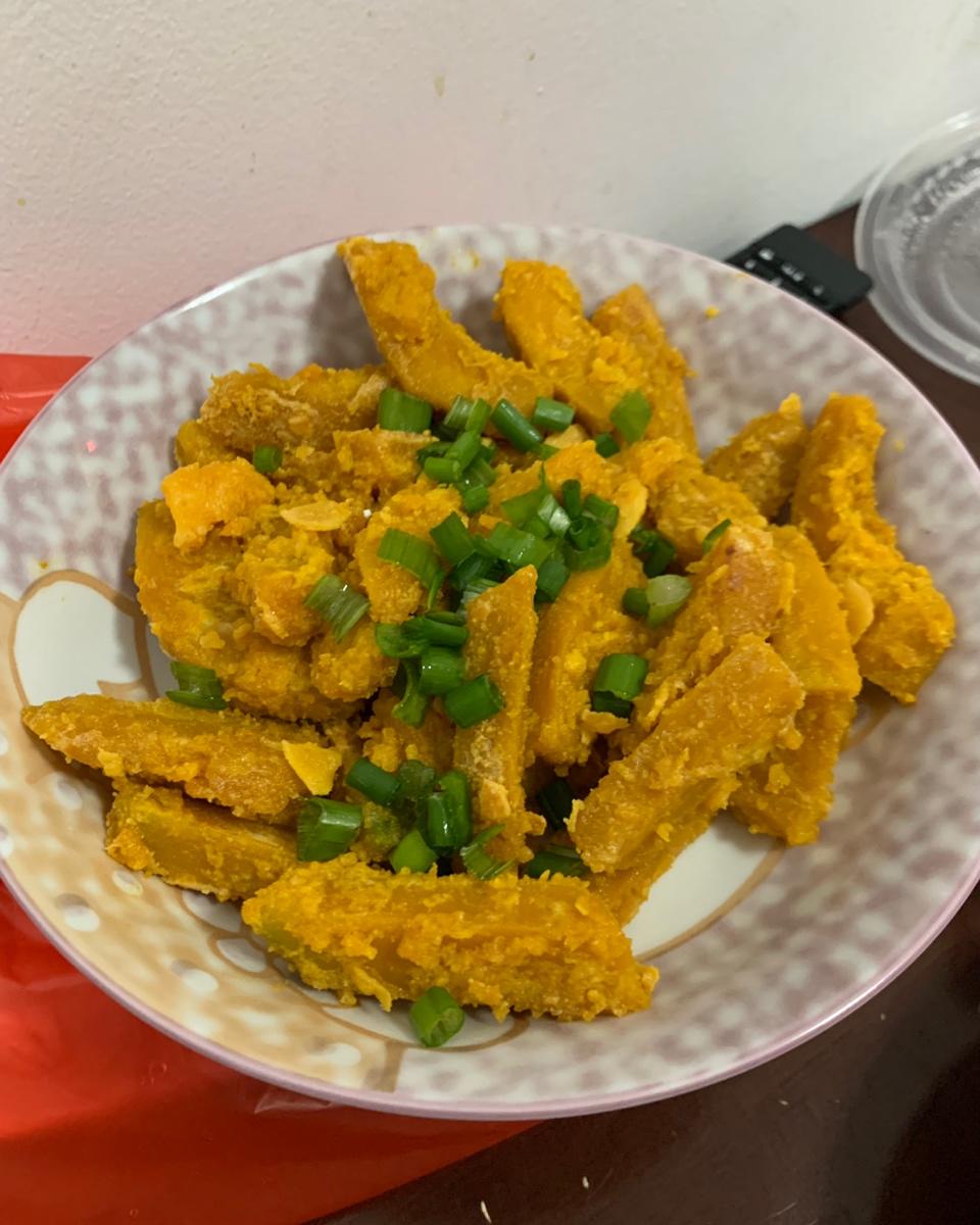 liinny做的金沙美味【咸蛋黄炒南瓜】