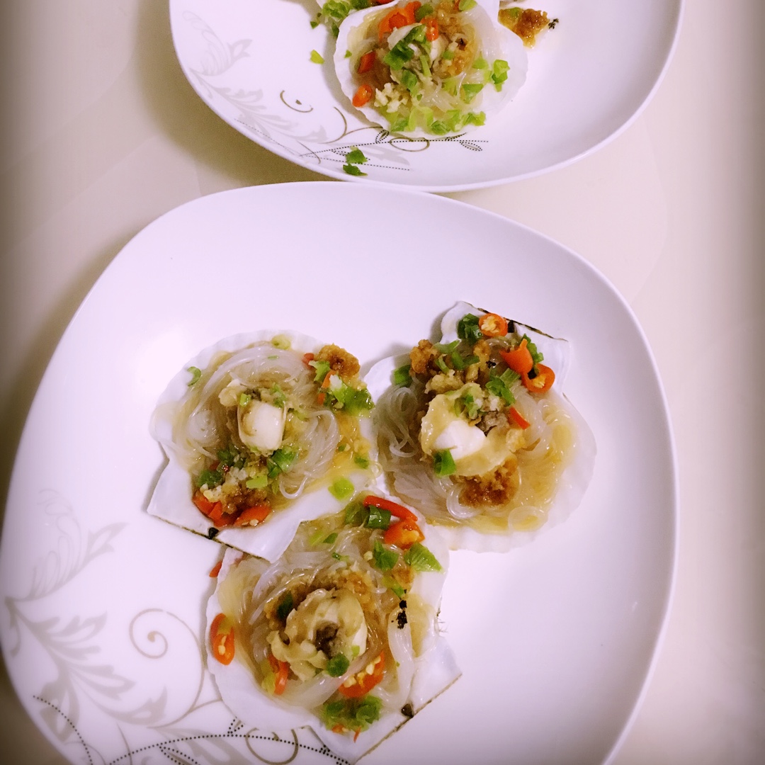 蒜蓉粉丝蒸扇贝