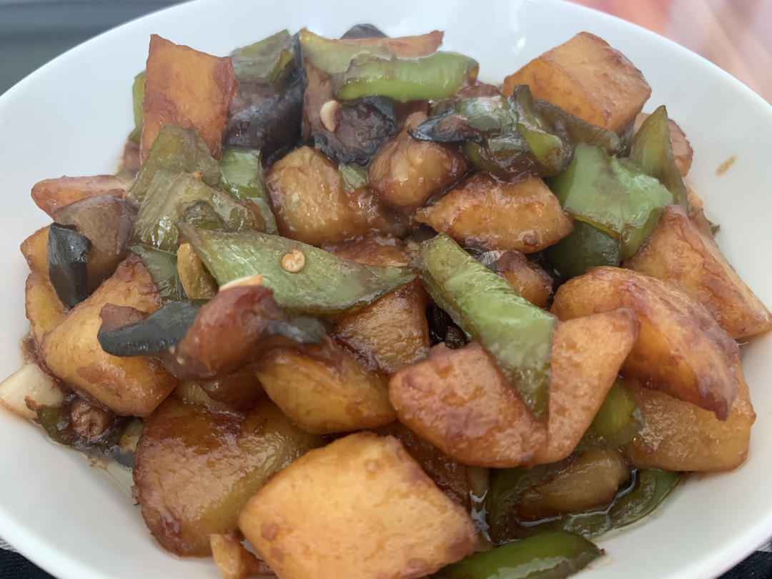 超级下饭的地三鲜