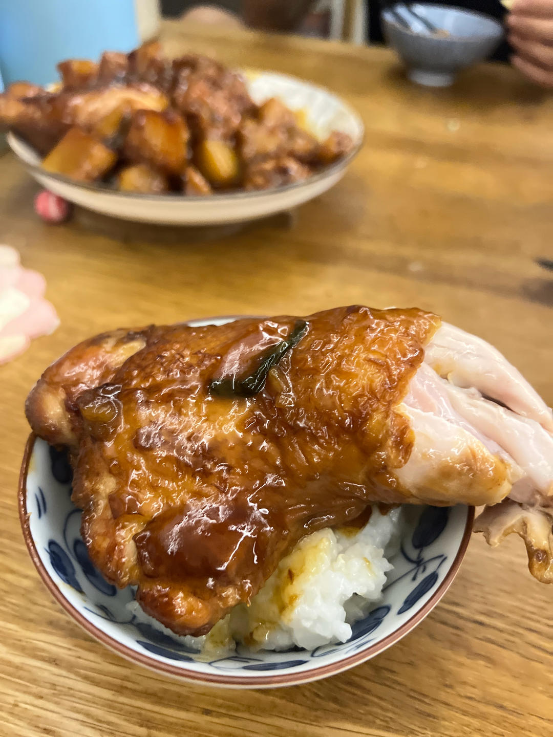 鸡腿炖土豆 上桌秒空盘 汤都喝干了！