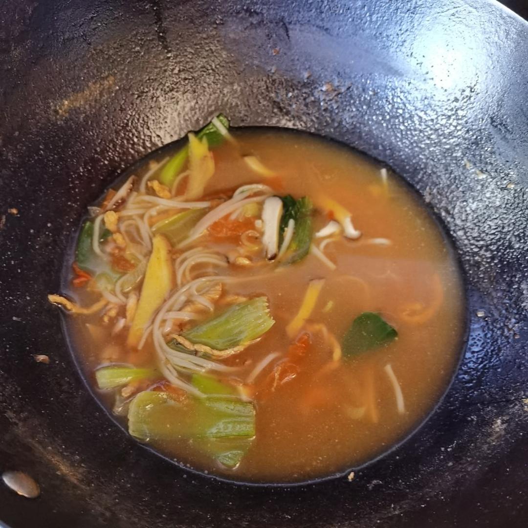 炝锅肉丝面