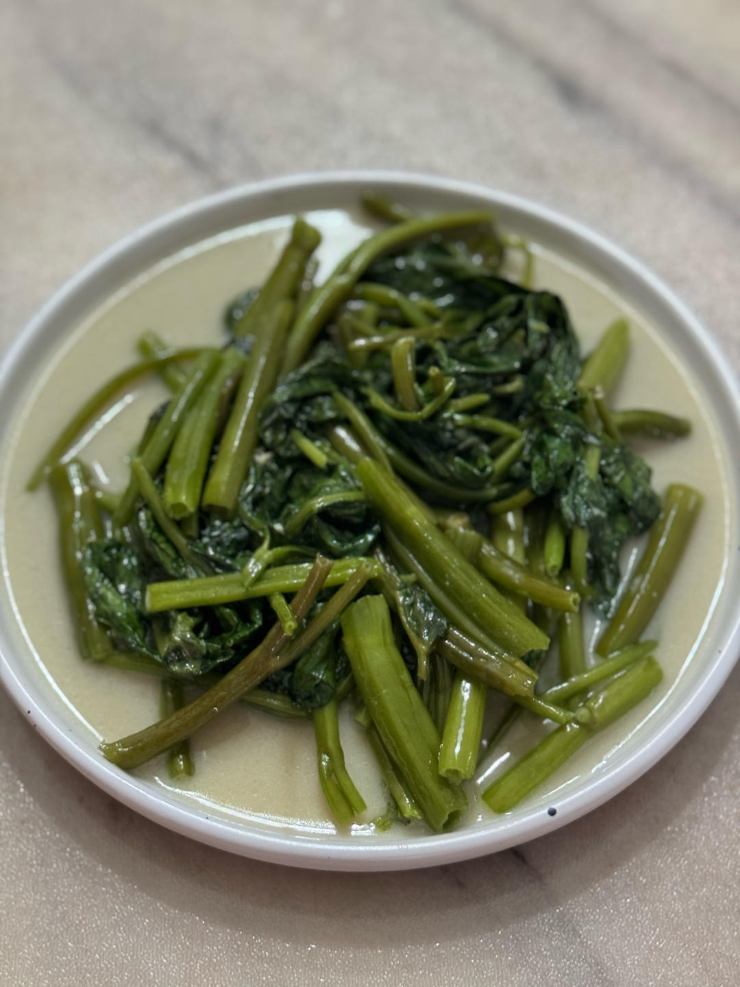 广东大排档风味椒丝腐乳炒空心菜