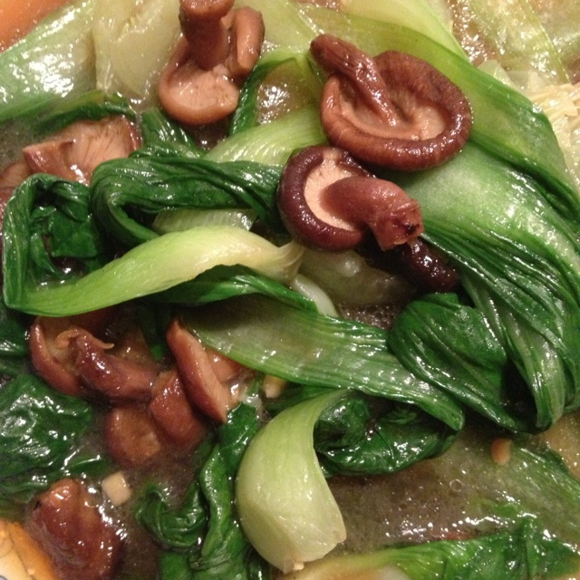 浇汁香菇油菜
