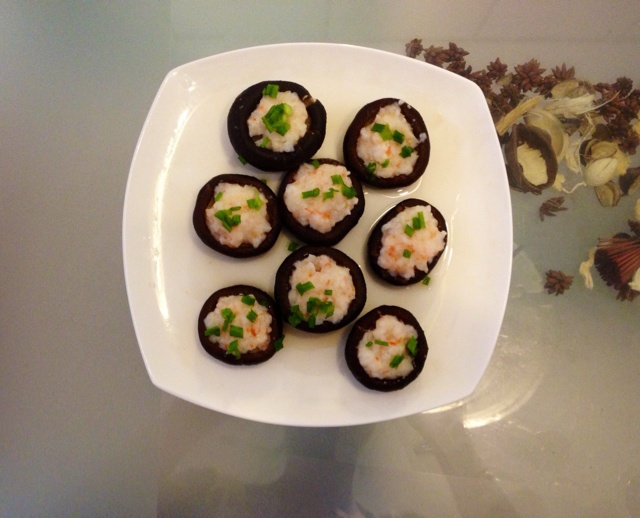 香菇蒸虾盏