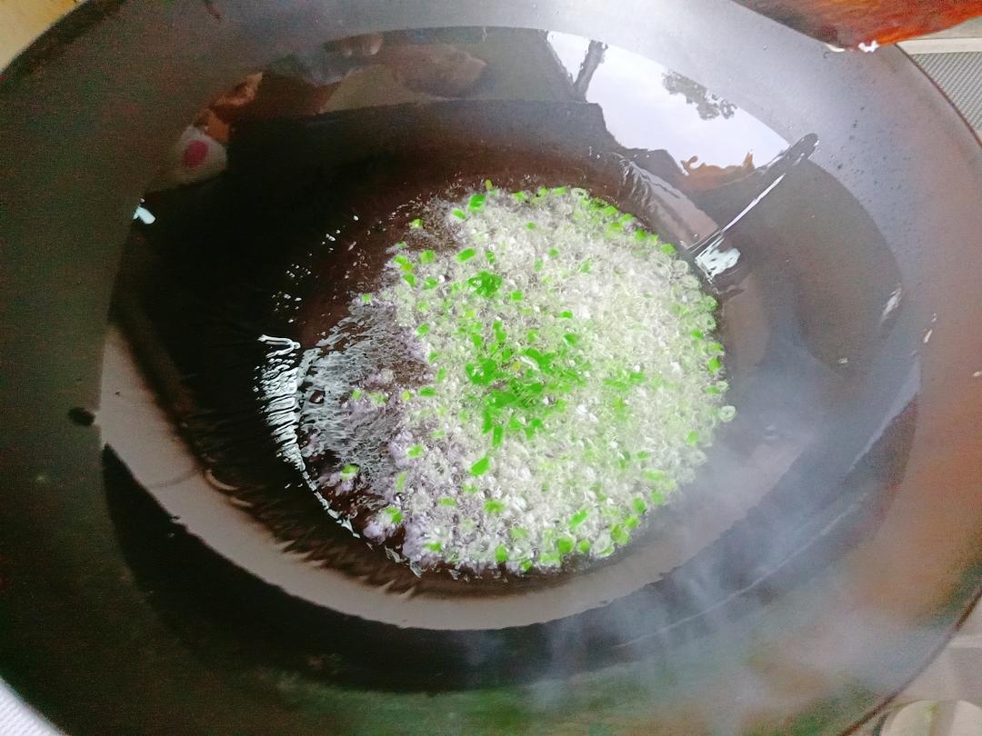 爽脆葱油莴笋丝的做法 步骤5