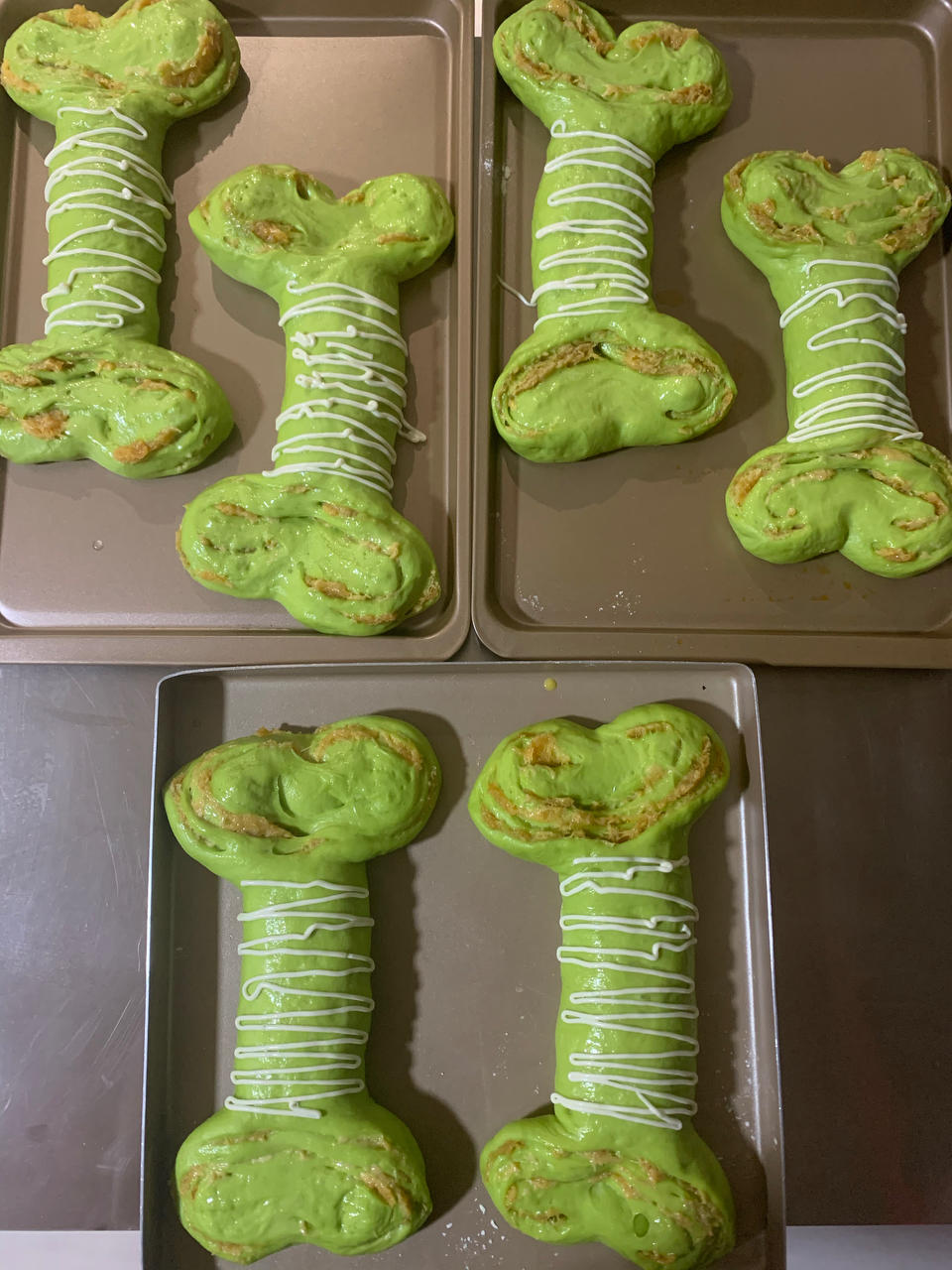 菠菜肉骨头欧包（可商用）