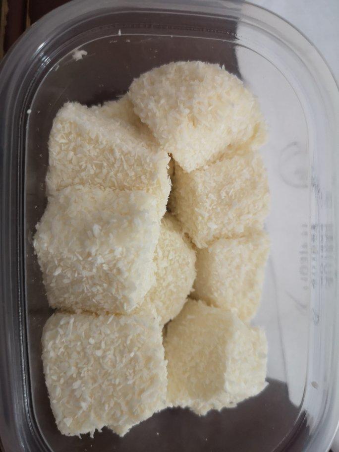 完胜85度C牛奶椰丝小方
