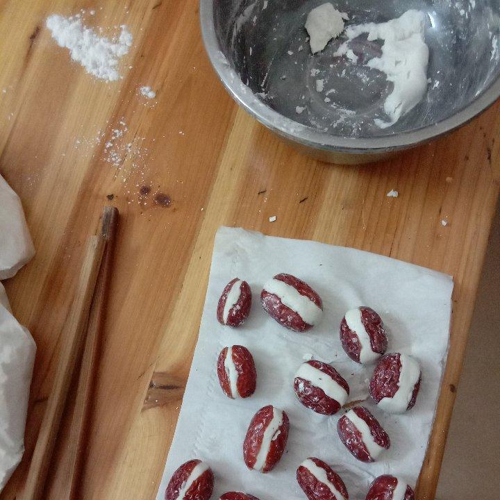 心太软— 红枣夹糯米粉