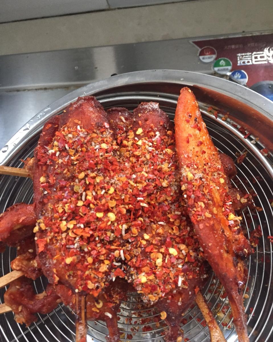 油炸鸡柳烤肠香喷喷