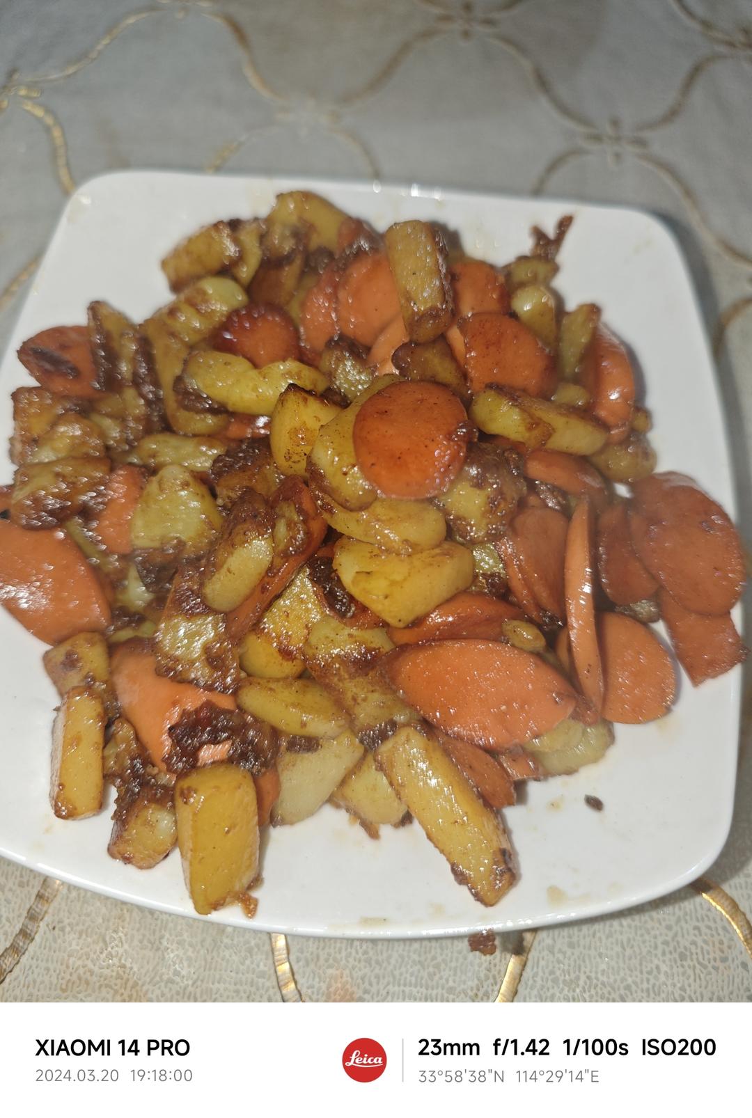 香辣过瘾的孜然土豆火腿，比路边摊还好吃