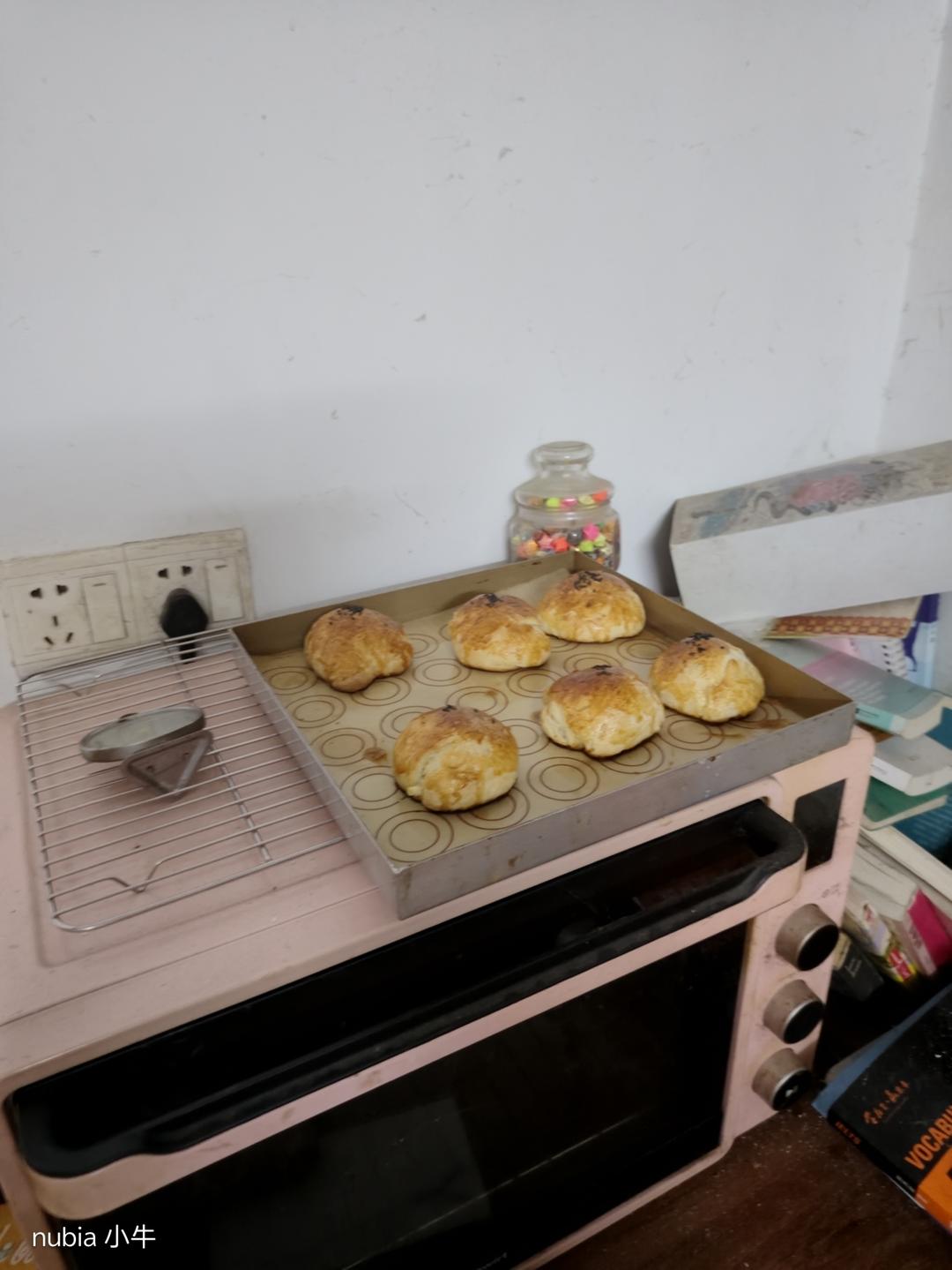 手揉面包详细贴:红豆面包