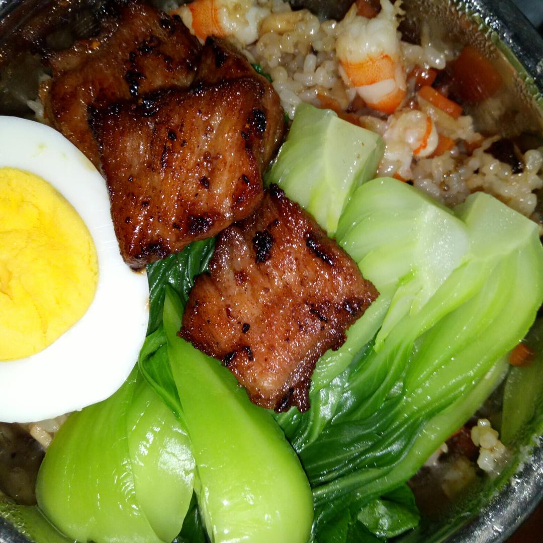 虾仁烤肉便当饭