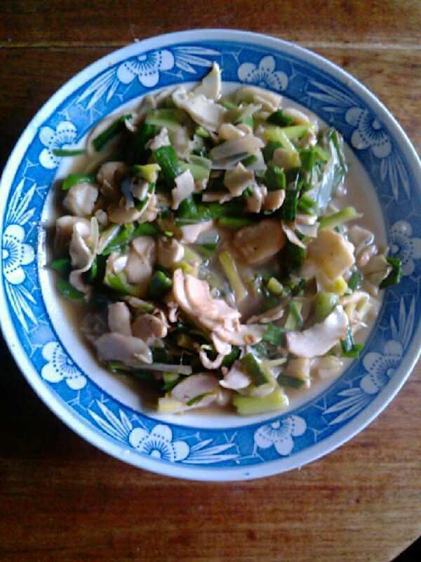 蒜香口蘑的做法