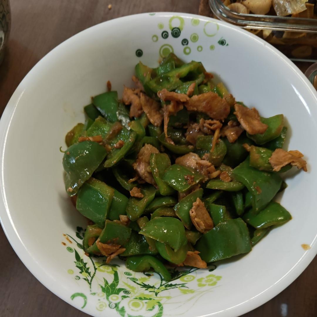 家常菜椒炒肉