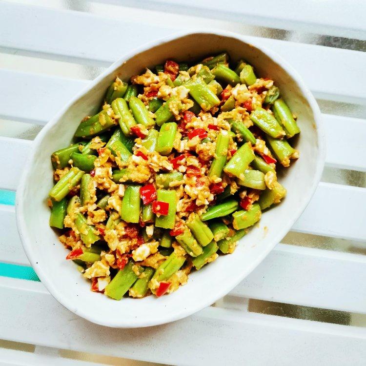 咸鸭蛋炒四季豆