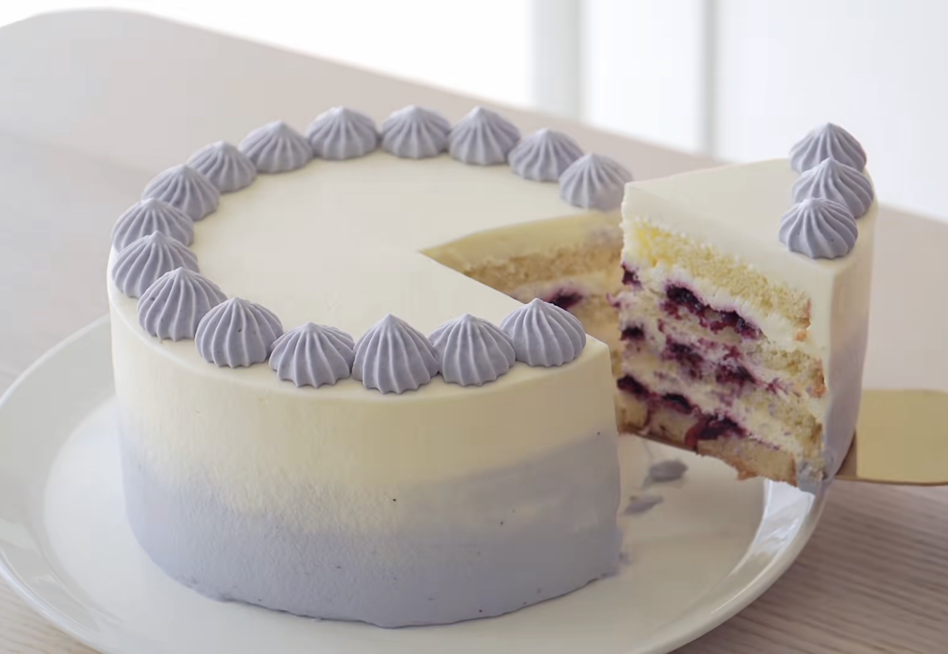 附蓝莓酱做法#低糖好吃的蓝莓奶油蛋糕～的做法 步骤45