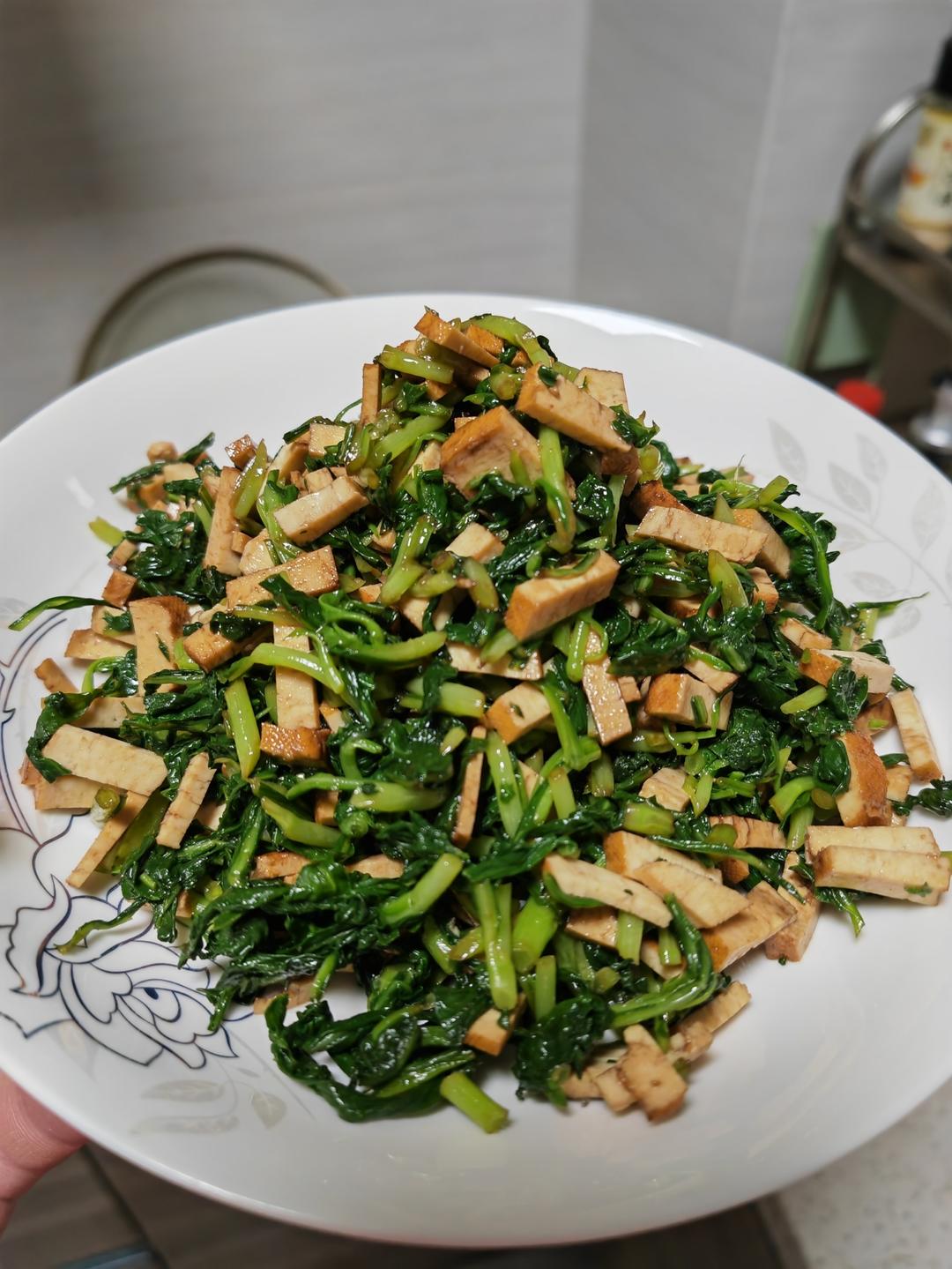 马兰头拌香干