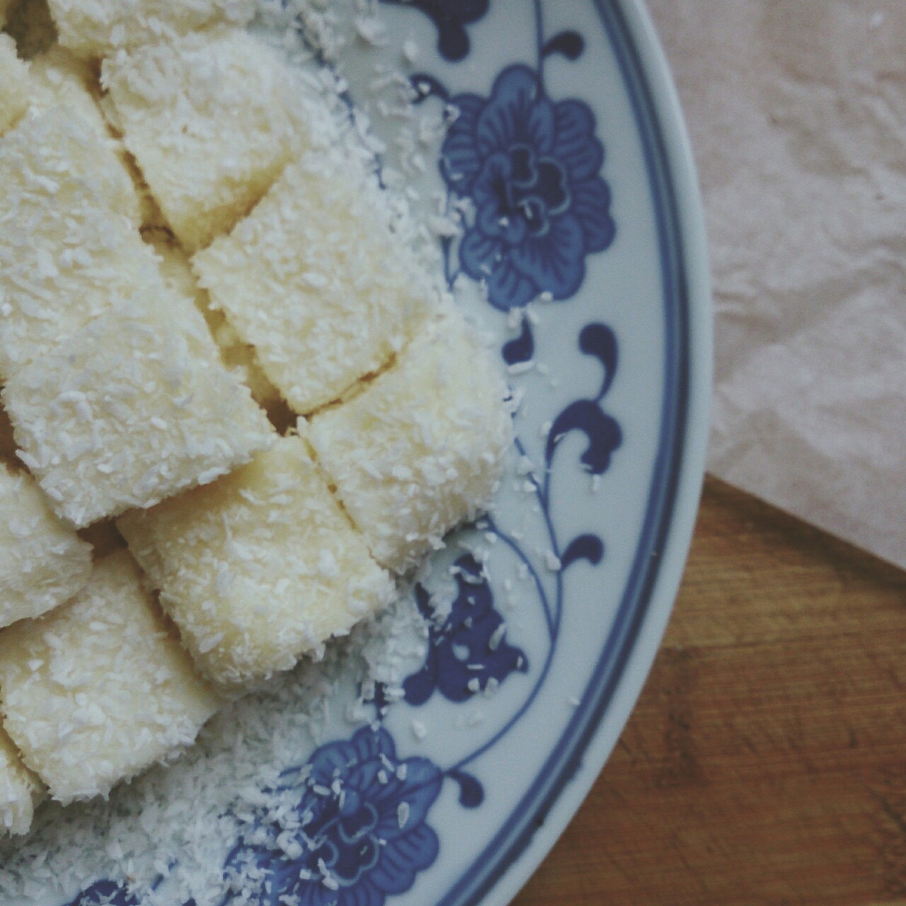 完胜85度C牛奶椰丝小方