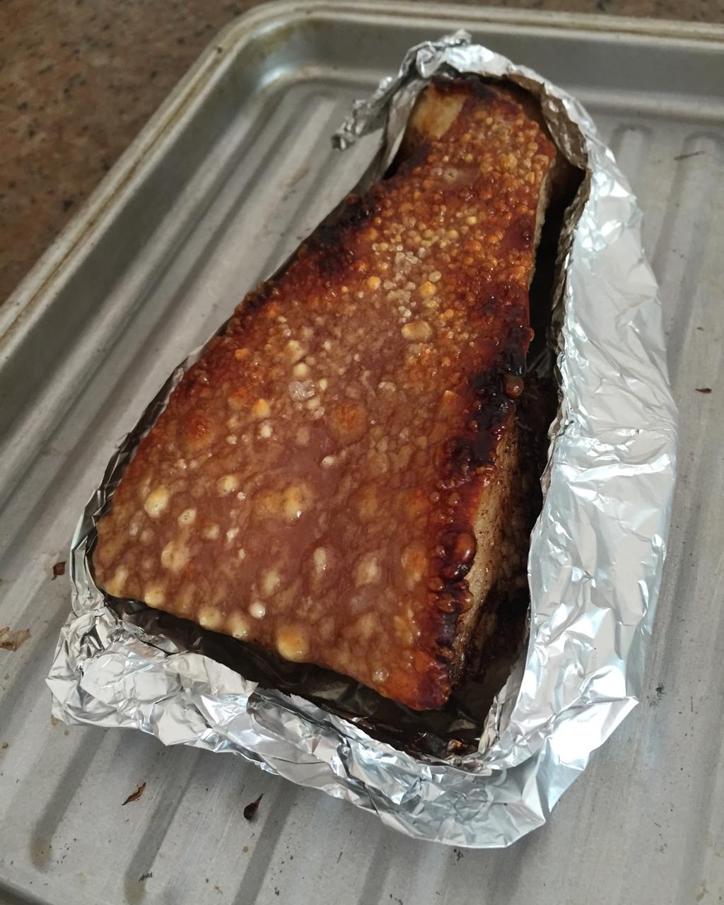 广式脆皮烧肉