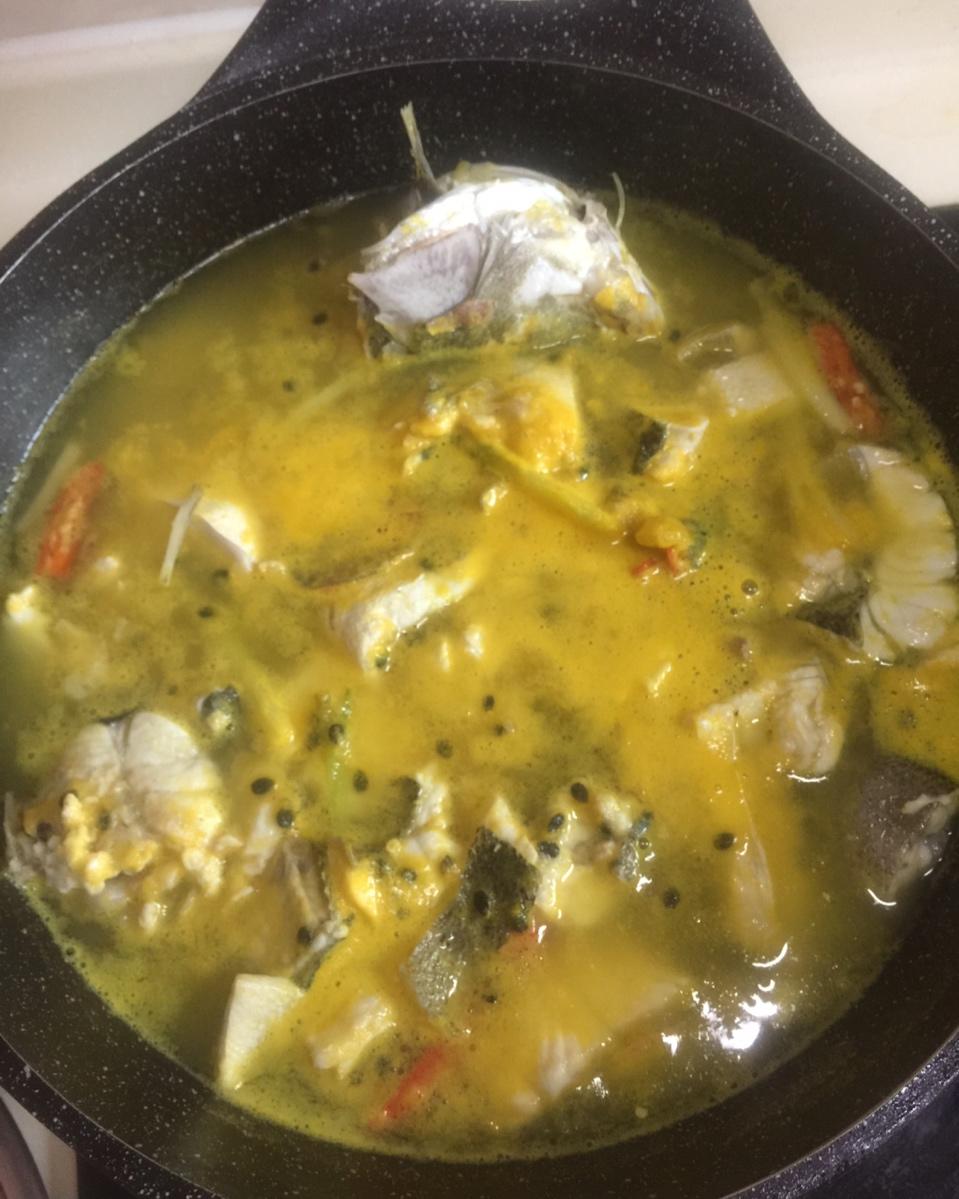 【百香果煮鱼】家常烧鱼好方法，口水哗啦啦！