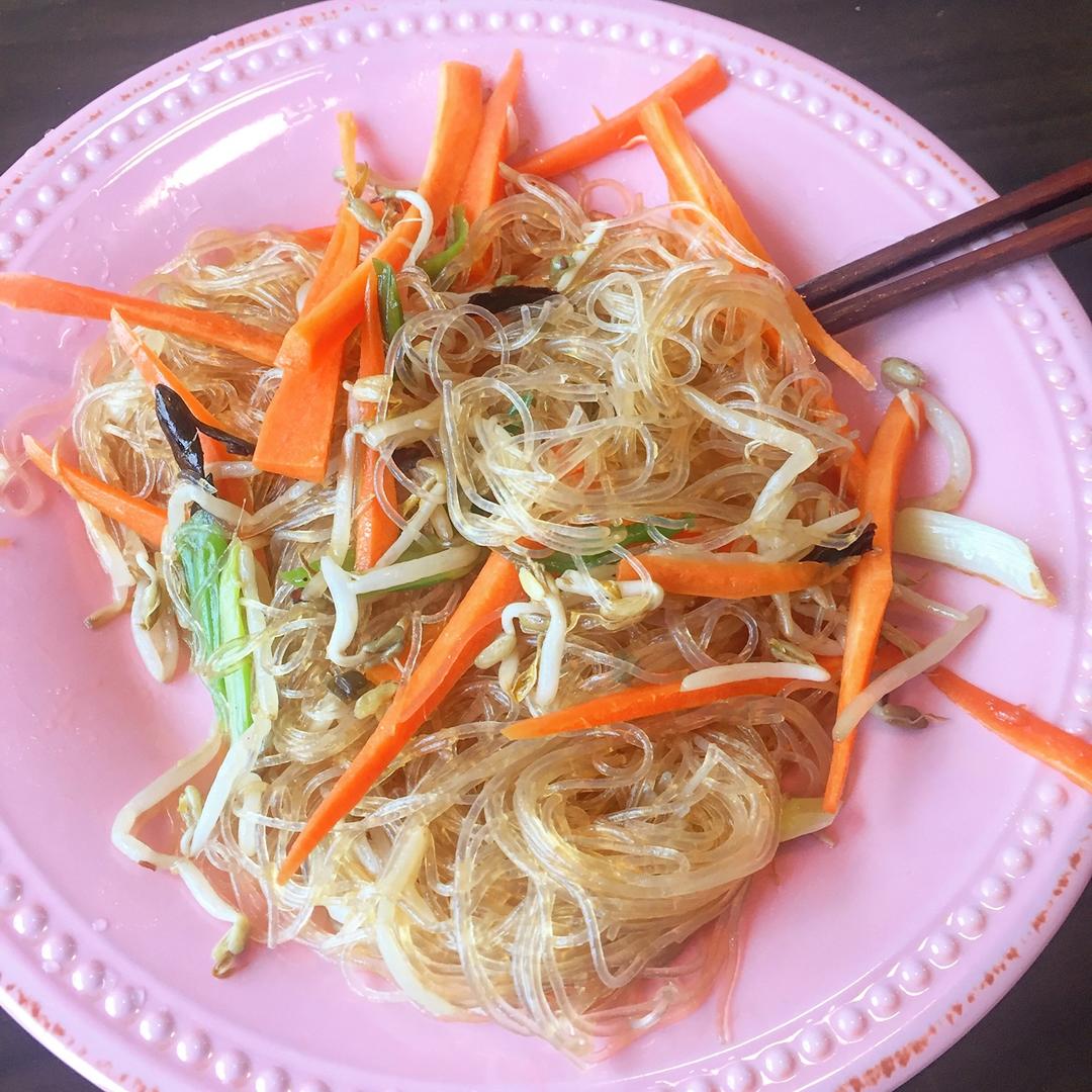 豆芽炒粉丝