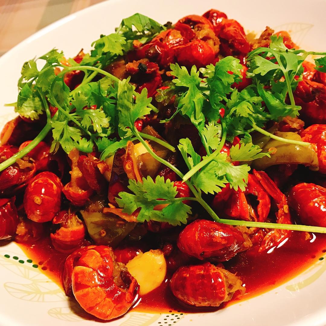 卷卷的小七做的新密炒虾尾