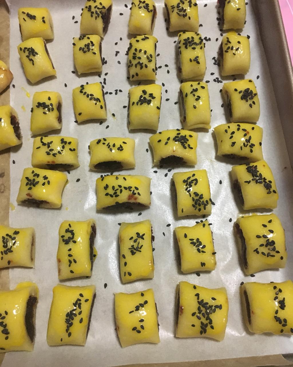 一口豆沙酥