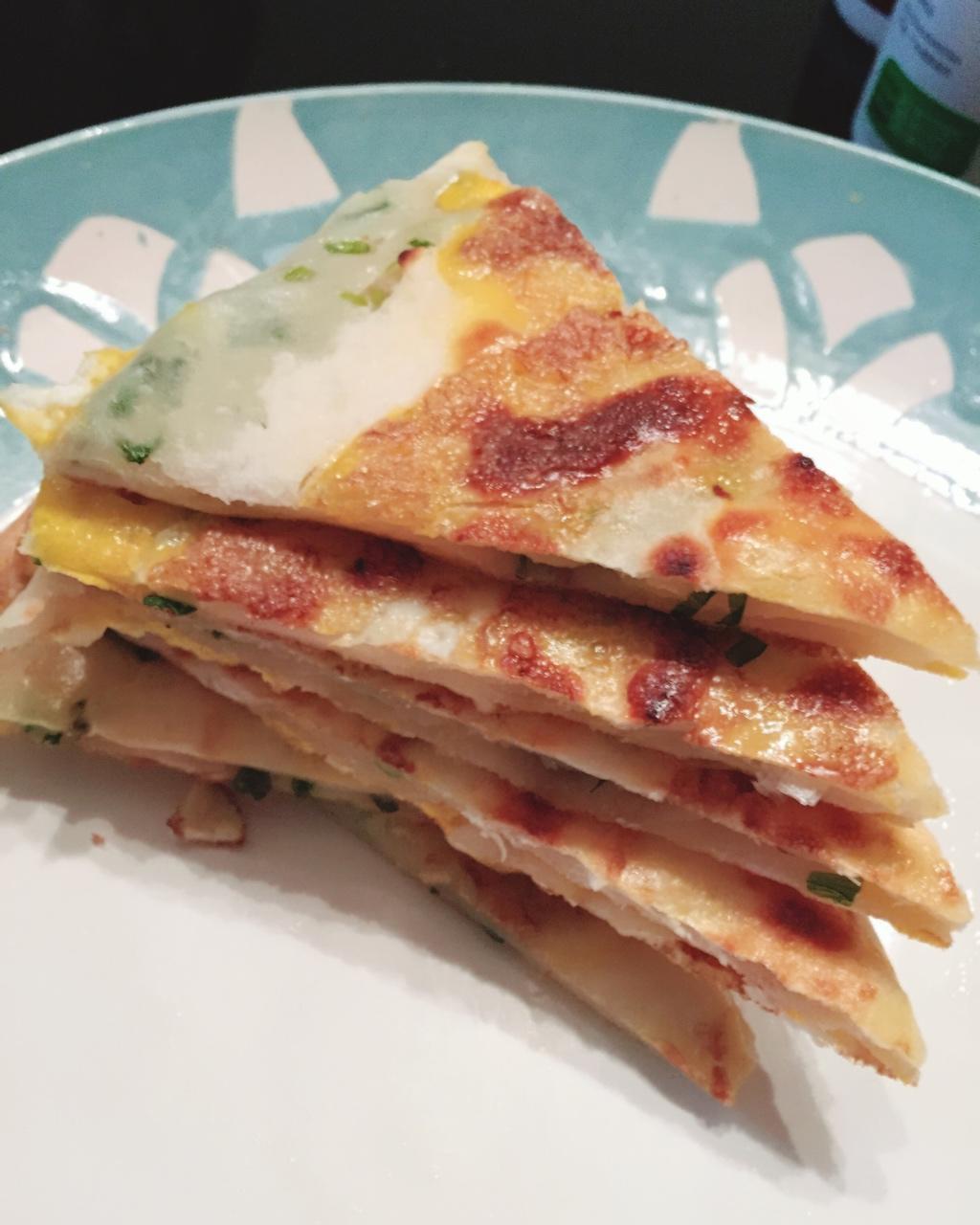 鸡蛋葱油饼                  （更新饼坯保存方法）
