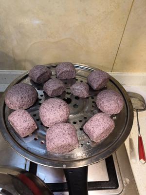 奶香紫米馒头的做法 步骤7