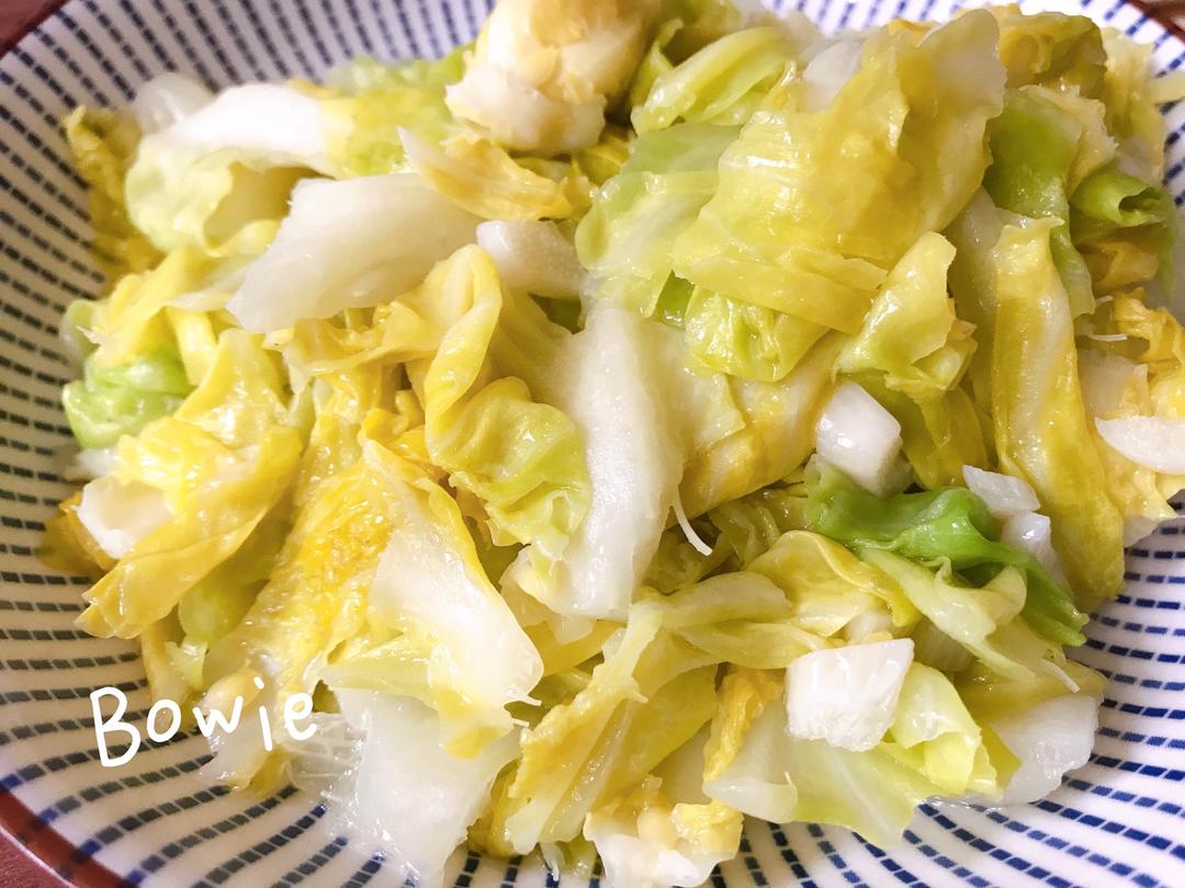 快手简单的蒜炒包菜/圆白菜/卷心菜的做法