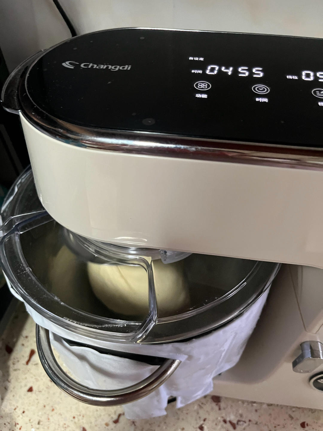 吴克己大师的手撕炼乳吐司