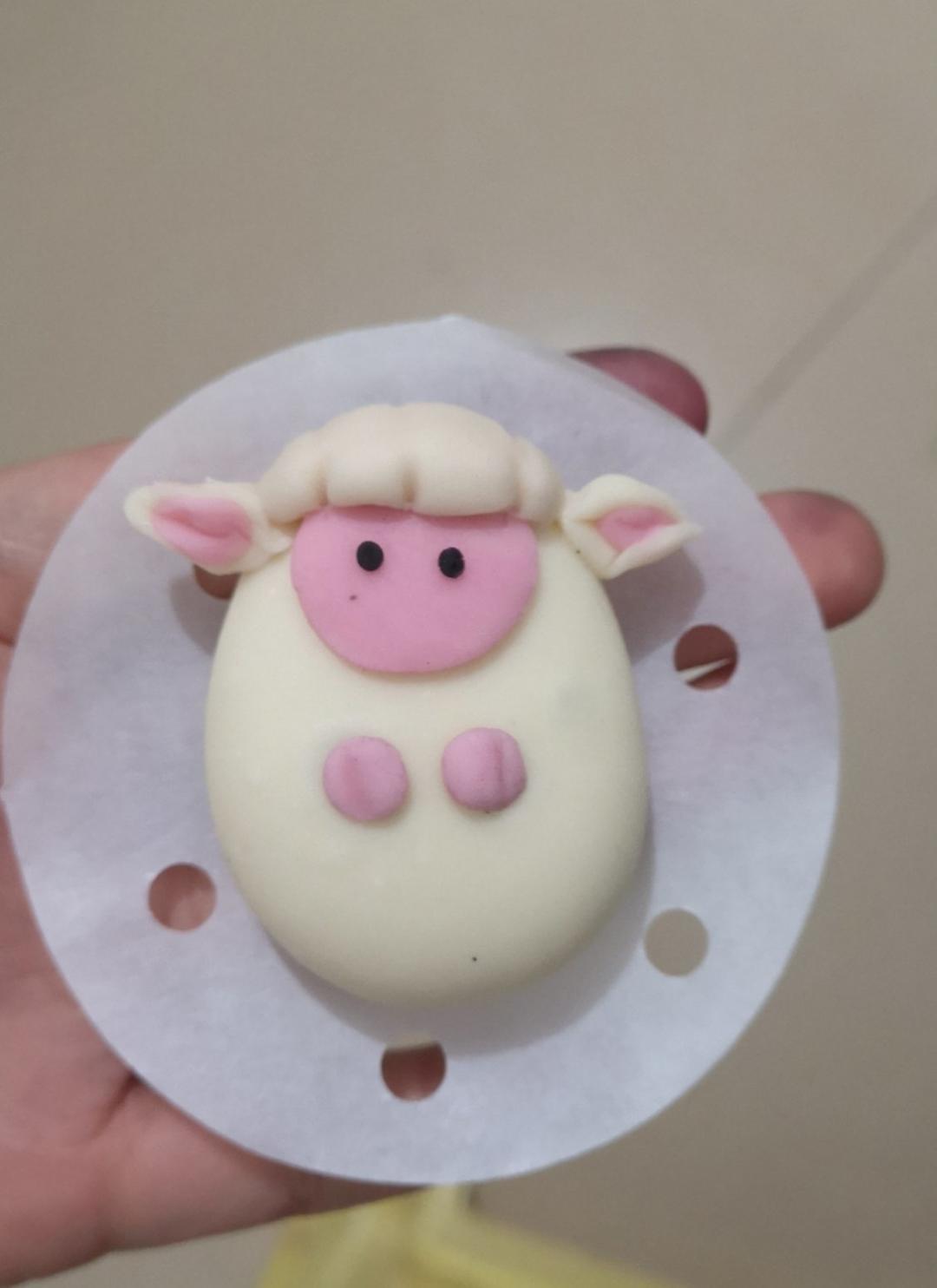 小羊咩咩牛奶馒头