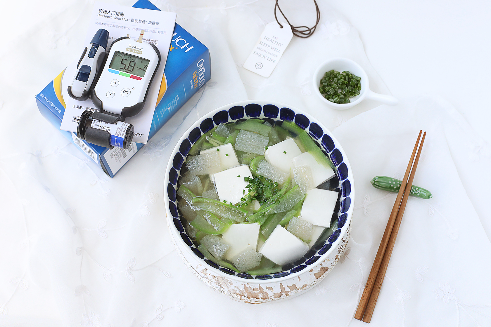 丝瓜竹荪豆腐汤