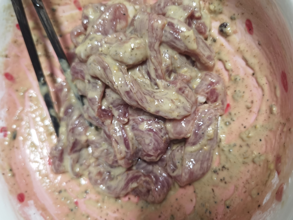 青花椒小酥肉的做法 步骤2