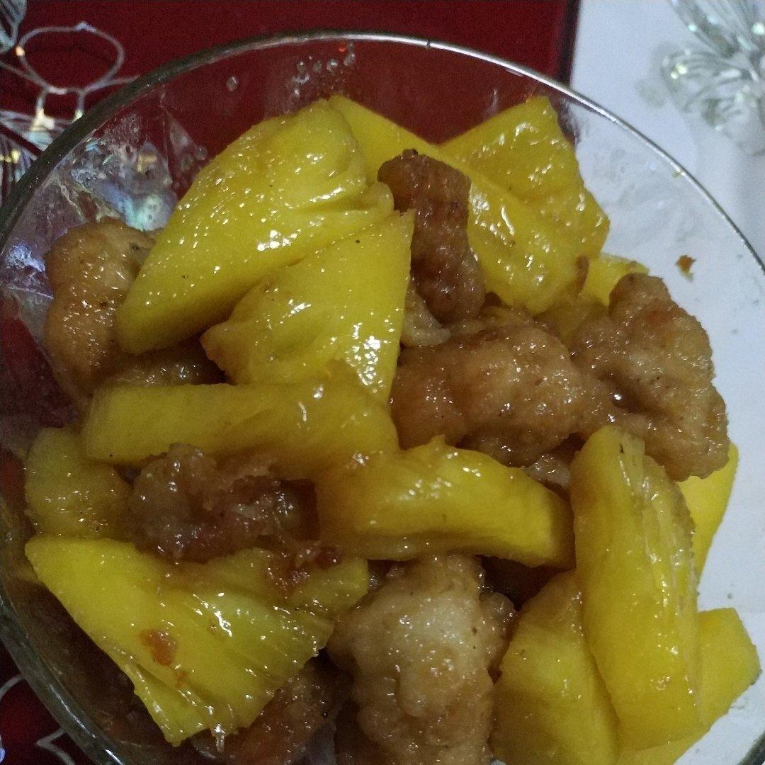 菠萝咕咾肉，咬一口不老的灵魂