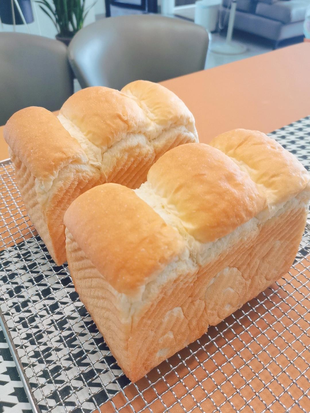 老面酸奶吐司