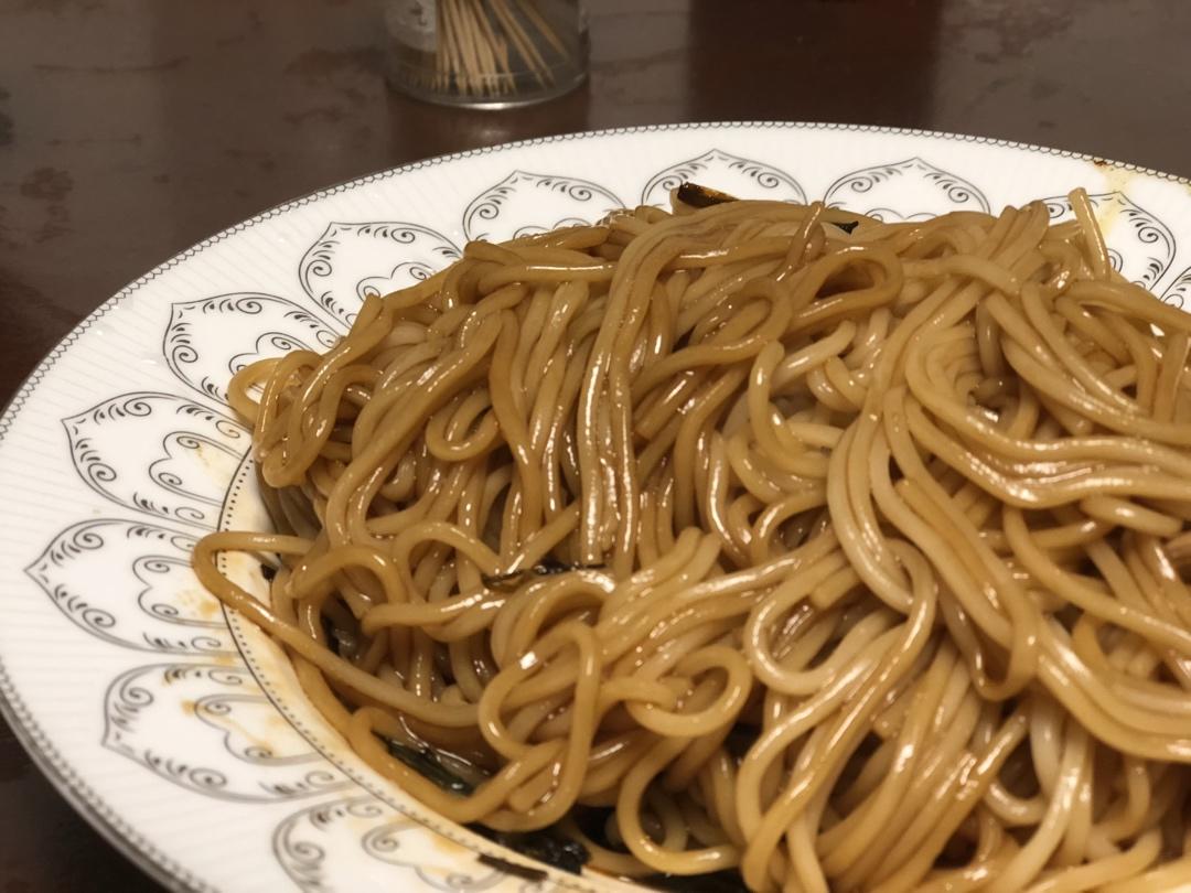 极香的葱油面