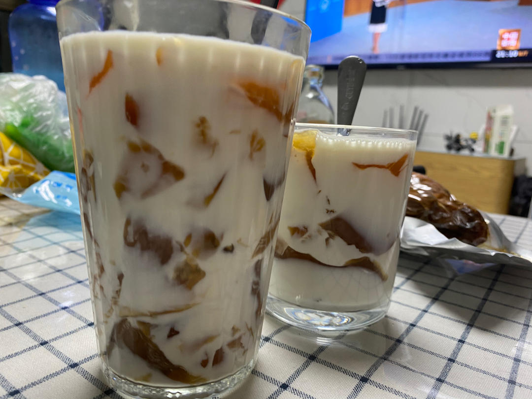 比奶茶好喝的柠檬红茶冻撞奶