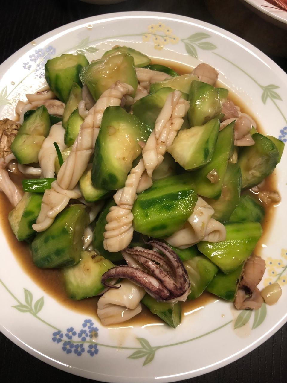 鱿鱼炒丝瓜