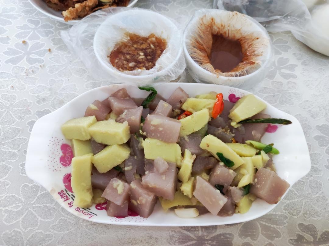 炒凉粉