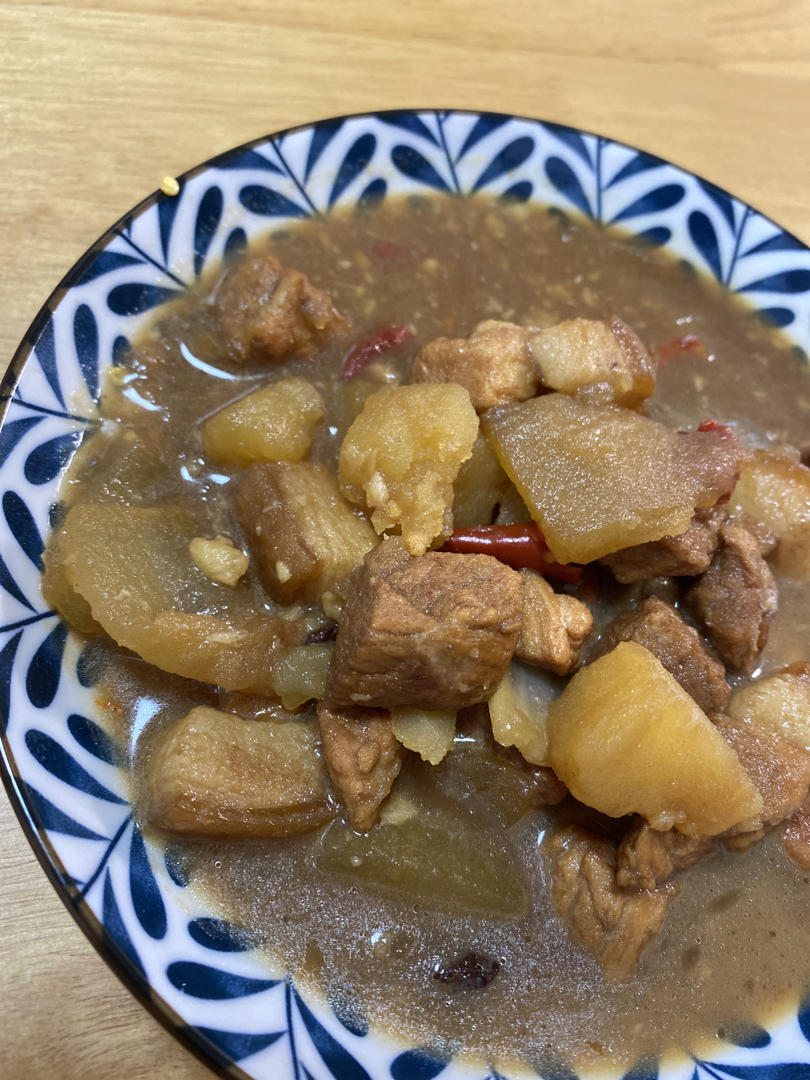 红烧肉炖土豆（丝毫不腻）