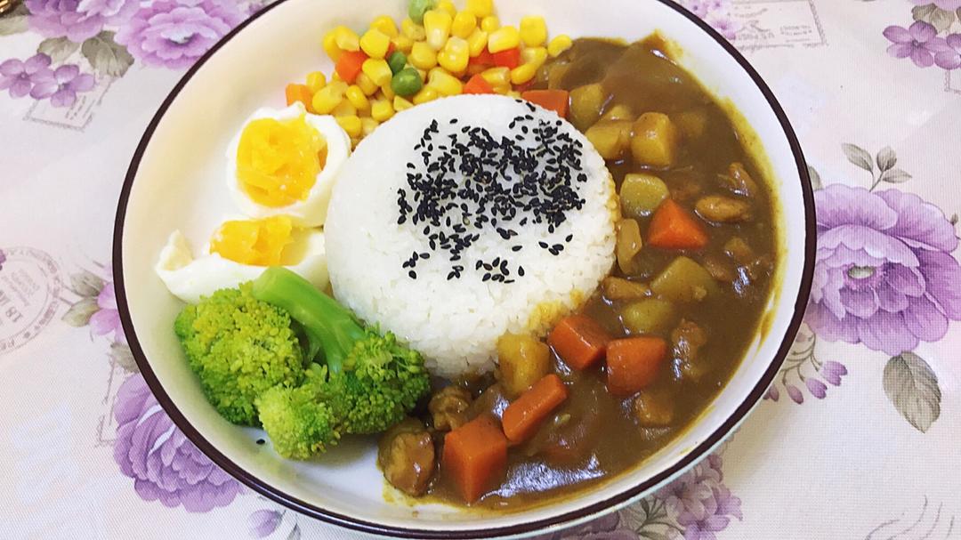 咖喱鸡肉饭