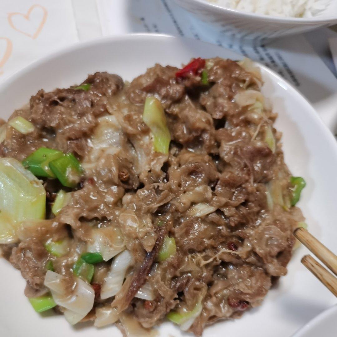 葱爆孜然羊肉卷