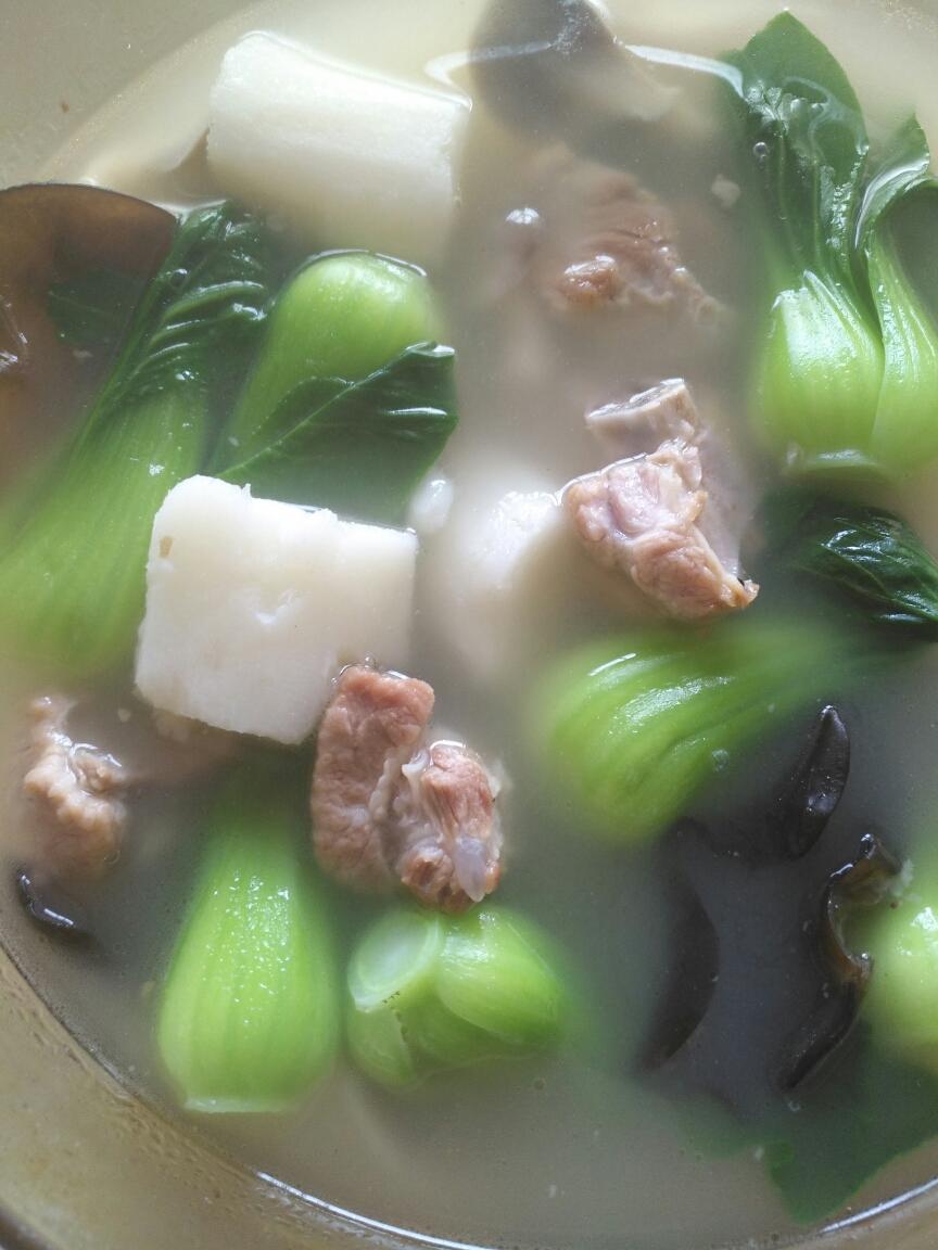 排骨山药煲的做法