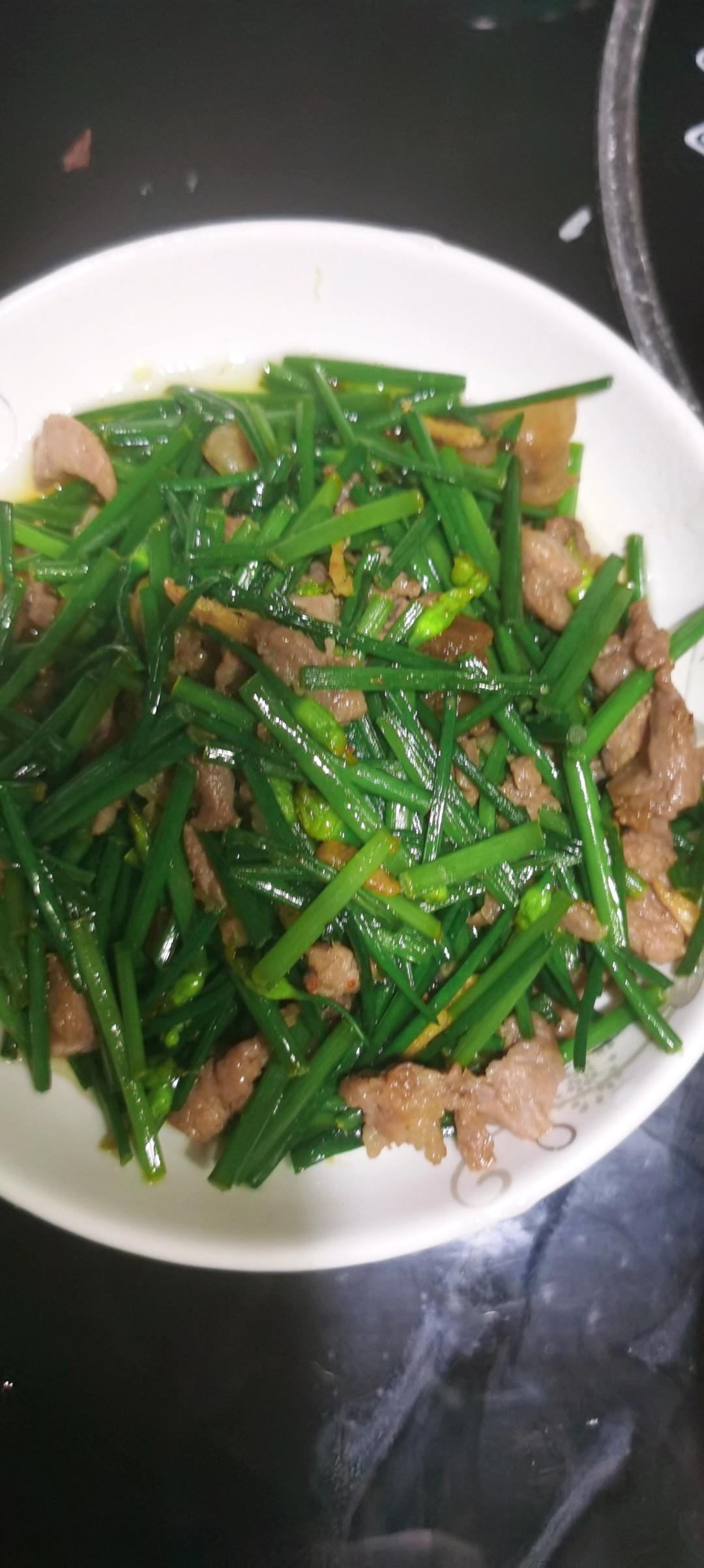 韭菜花炒肉