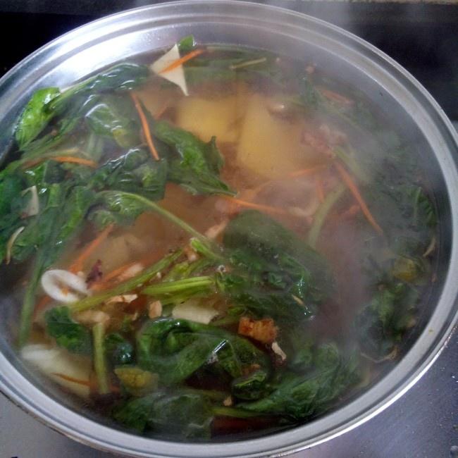 肉丝菠菜汤的做法